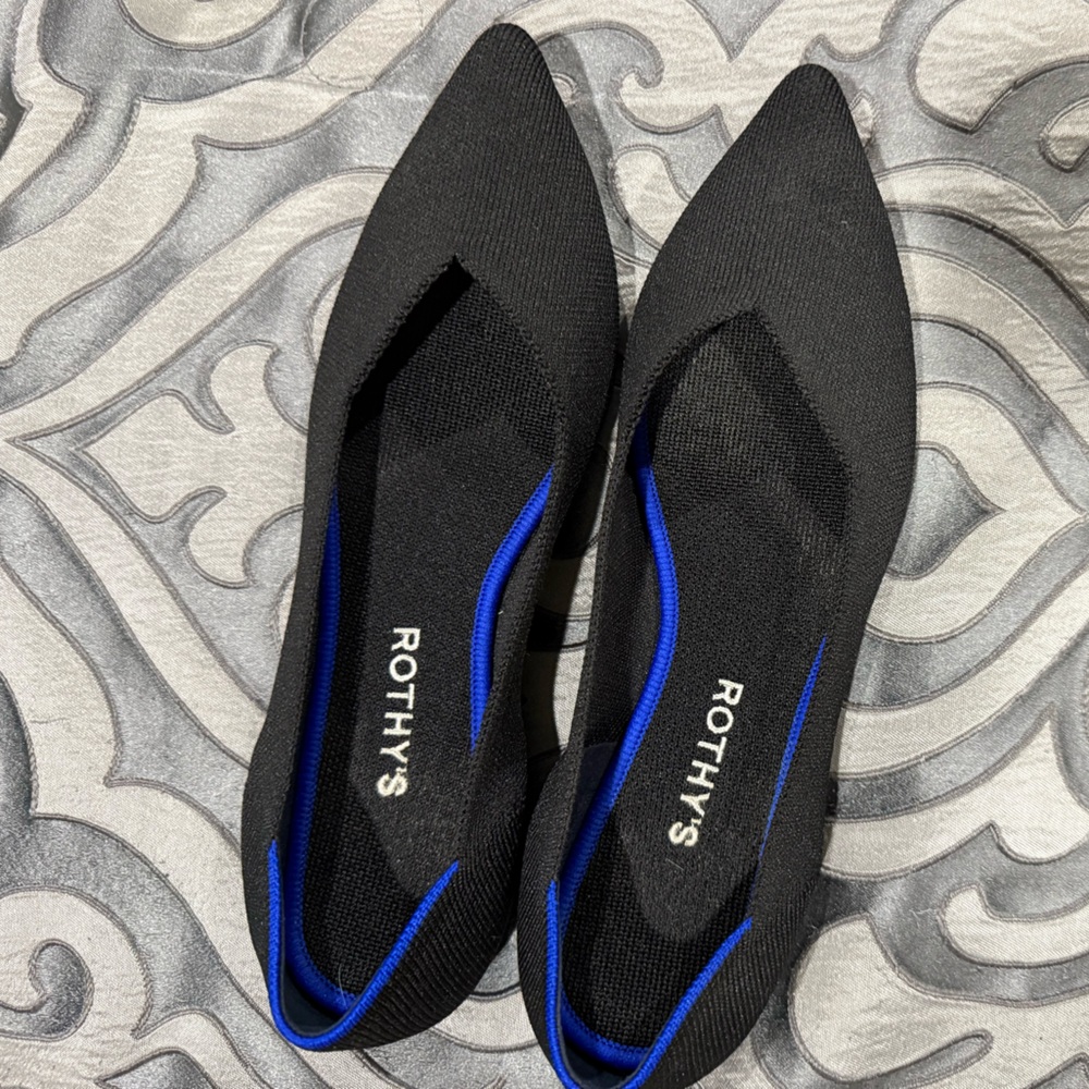 Rothy’s The Point shoes. 9.5. Black